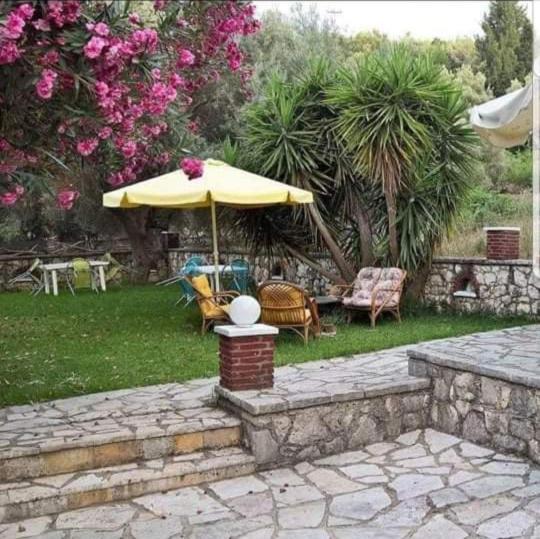 Guesthouse Emi Lygia  Dış mekan fotoğraf